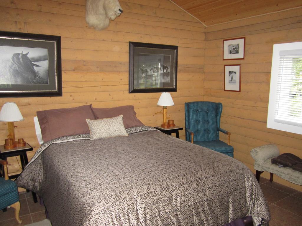 Six Mile River Resort Tagish Pokoj fotografie
